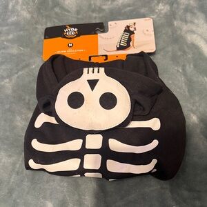 Hyde & EEK! Glow Skeleton Pet Costume- NWT